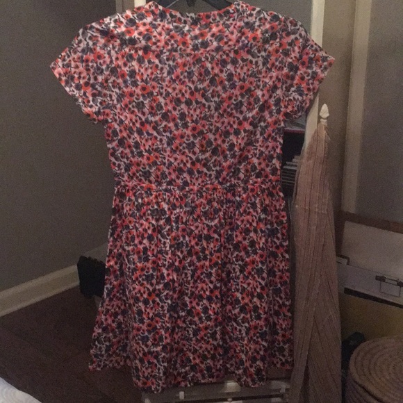 ❤️❤️Gap Floral Dress❤️❤️ - Picture 6 of 6